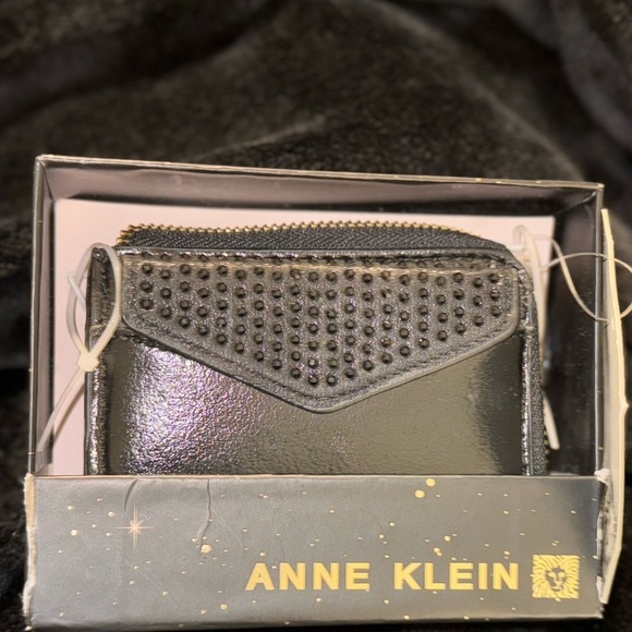 Anne Klein AK 2 Piece Envelope Flap Curved Wallet with Rhinestones, New* - Picture 5 of 6